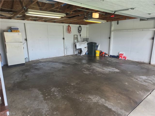 38147 Hunter Camp Road, Lisbon, OH 44432