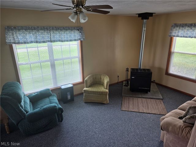 38147 Hunter Camp Road, Lisbon, OH 44432