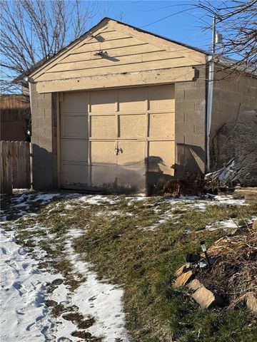 438 New York Ave., Rochester, PA 15074