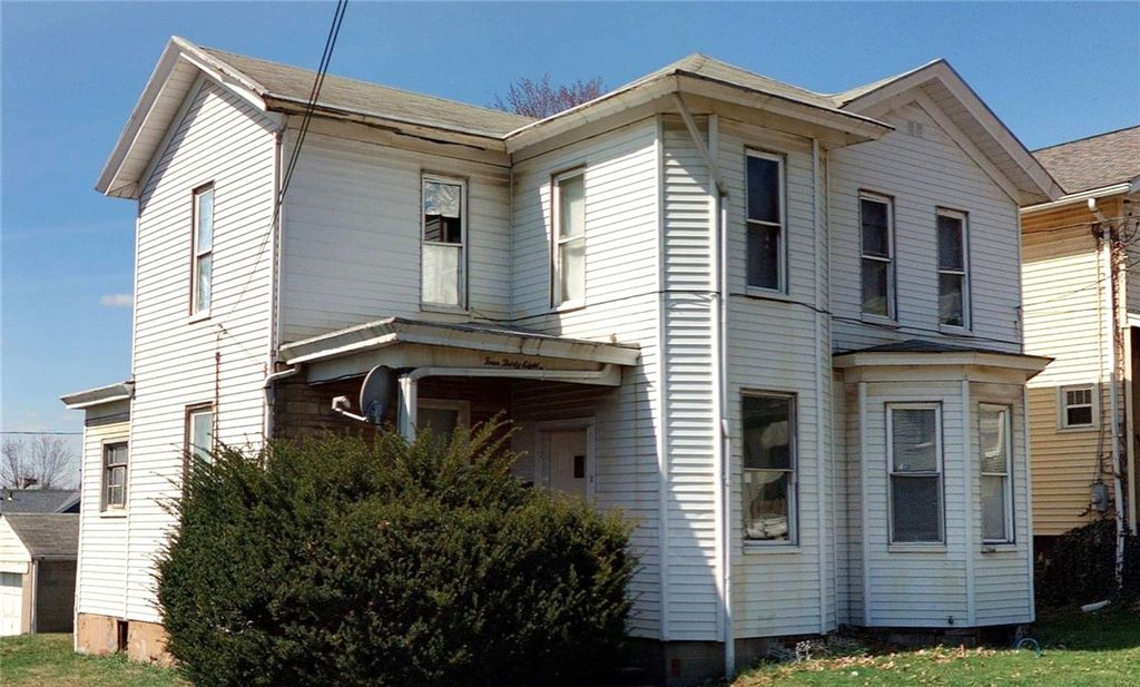 438 New York Ave., Rochester, PA 15074