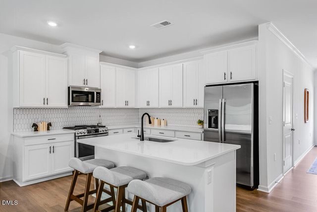 8733 Malmesbury Lane, Wake Forest, NC 27587