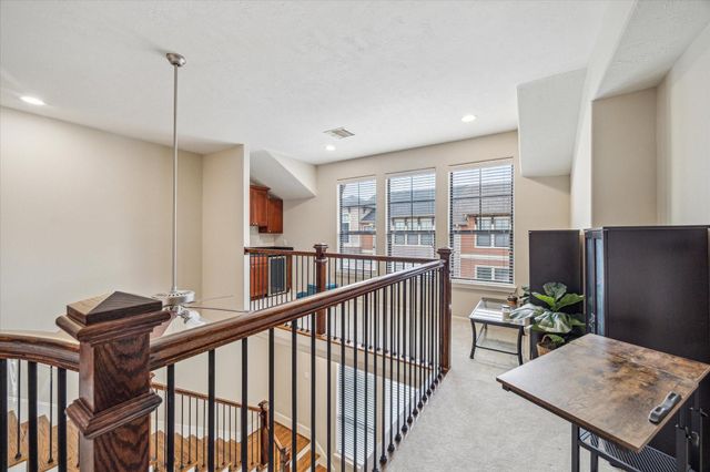 1046 W 23rd Street C, Houston, TX 77008