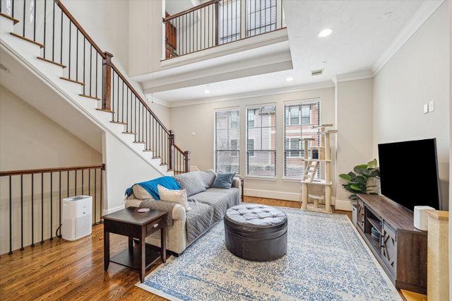 1046 W 23rd Street C, Houston, TX 77008