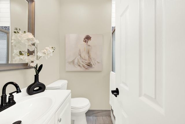 3307 42nd St, Sacramento, CA 95817