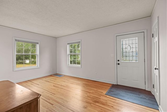 5000 Fairview Avenue N, Crystal, MN 55429