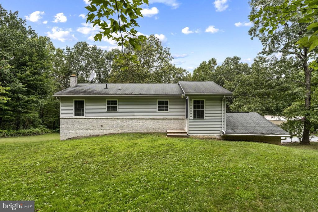 109 BRYLIN DR, Honey Brook, PA 19344