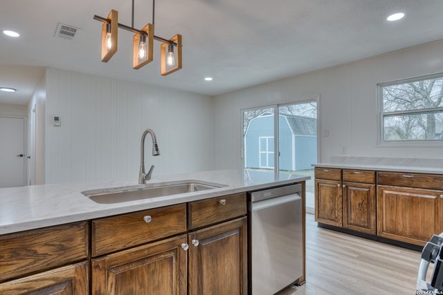 4930 Casa Espana, San Antonio, TX 78233