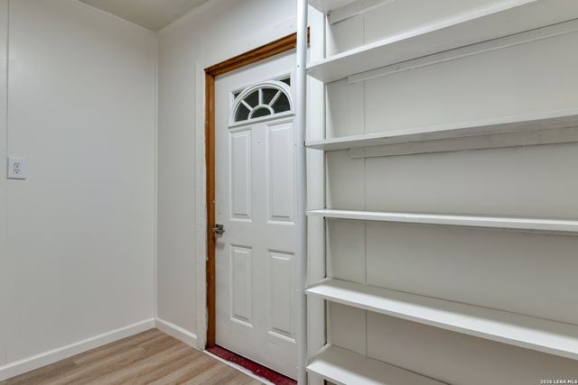 4930 Casa Espana, San Antonio, TX 78233