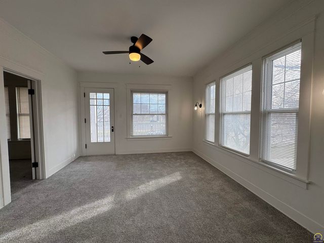 609 SW Topeka BLVD, Topeka, KS 66603