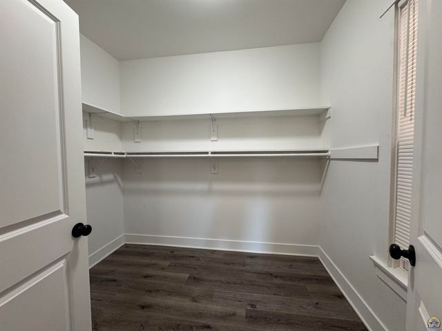 609 SW Topeka BLVD, Topeka, KS 66603