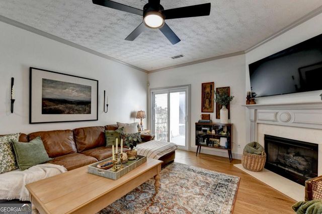 1364 Penhurst Drive, Lawrenceville, GA 30043