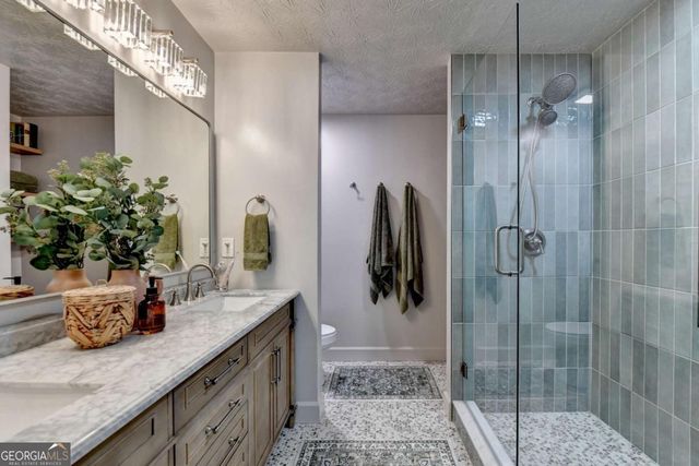 1364 Penhurst Drive, Lawrenceville, GA 30043