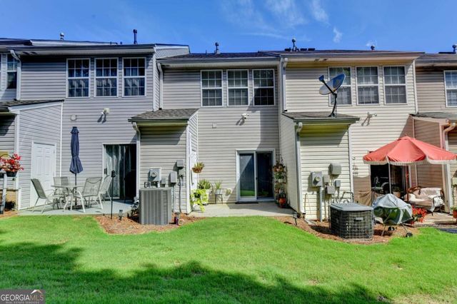 1364 Penhurst Drive, Lawrenceville, GA 30043