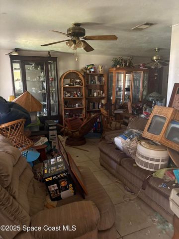 726 Cleaves Street SE, Palm Bay, FL 32909