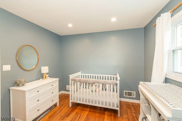 6 Honeyman Dr, Roxbury Twp., NJ 07876