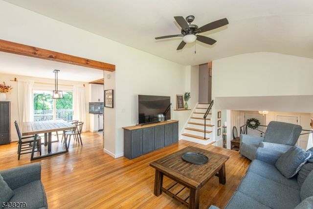 6 Honeyman Dr, Roxbury Twp., NJ 07876