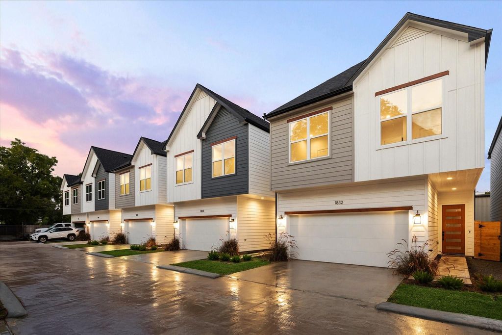 1852 W Tidwell Road, Houston, TX 77091