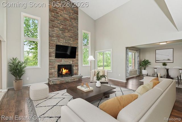 1323 Bembridge Drive, Rochester Hills, MI 48307