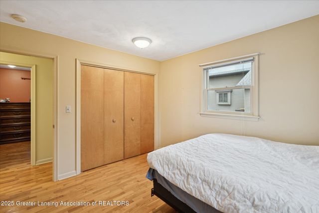 7373 E Saint Joe Highway, Grand Ledge, MI 48837