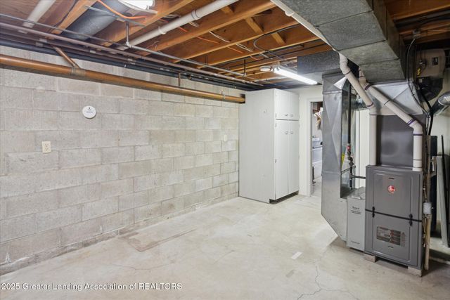 7373 E Saint Joe Highway, Grand Ledge, MI 48837