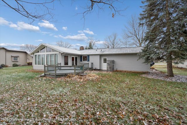 7373 E Saint Joe Highway, Grand Ledge, MI 48837