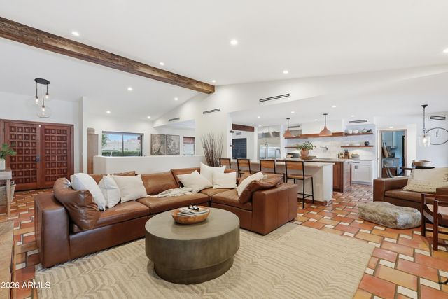 1550 E GREENTREE Drive, Tempe, AZ 85284