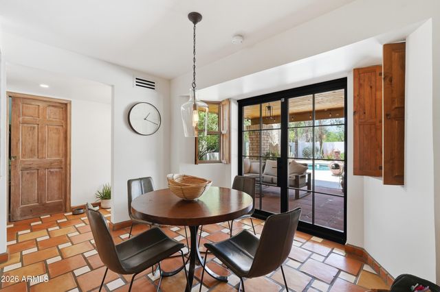 1550 E GREENTREE Drive, Tempe, AZ 85284