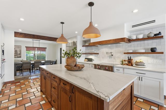 1550 E GREENTREE Drive, Tempe, AZ 85284