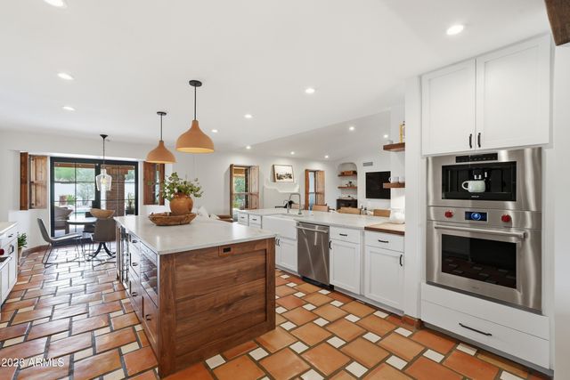 1550 E GREENTREE Drive, Tempe, AZ 85284
