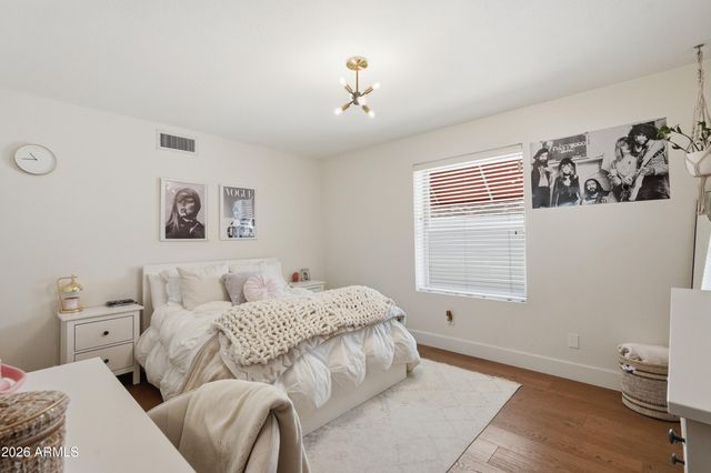 1550 E GREENTREE Drive, Tempe, AZ 85284