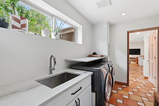 1550 E GREENTREE Drive, Tempe, AZ 85284