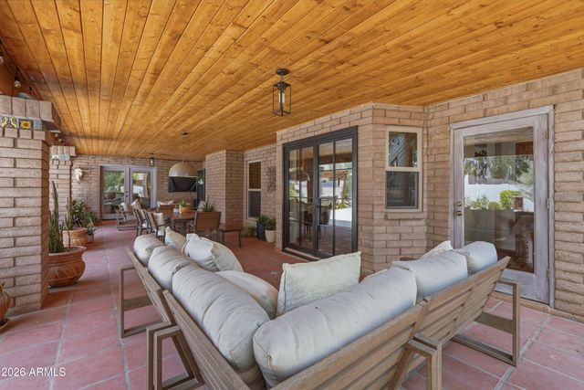 1550 E GREENTREE Drive, Tempe, AZ 85284