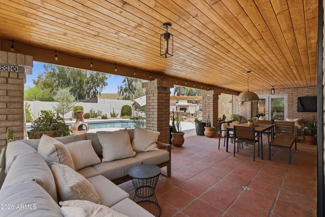 1550 E GREENTREE Drive, Tempe, AZ 85284