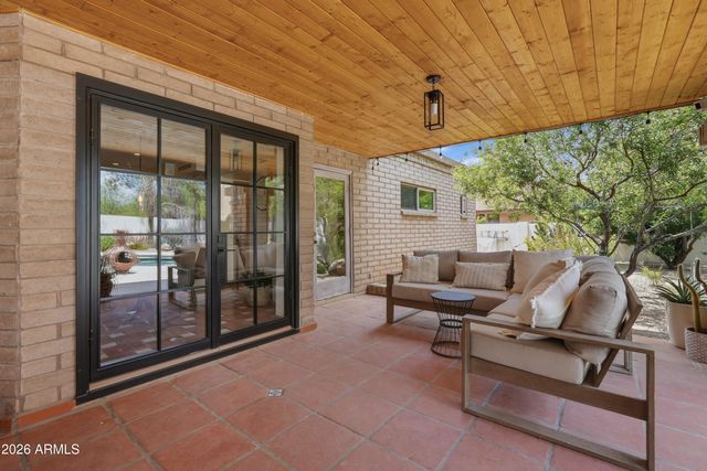1550 E GREENTREE Drive, Tempe, AZ 85284