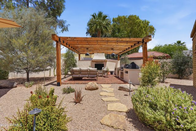 1550 E GREENTREE Drive, Tempe, AZ 85284