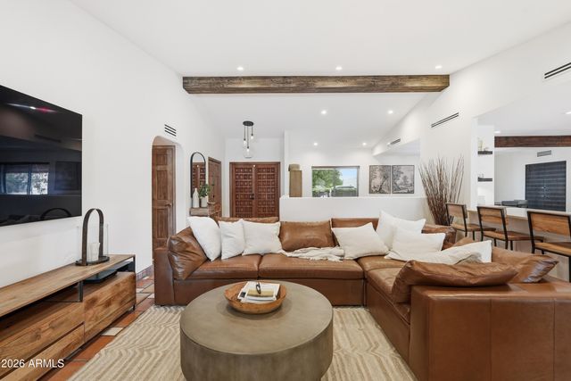 1550 E GREENTREE Drive, Tempe, AZ 85284