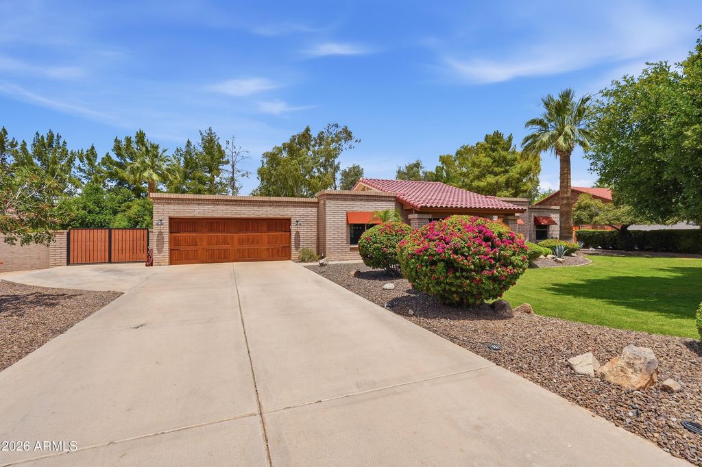 1550 E GREENTREE Drive, Tempe, AZ 85284 — photo 2