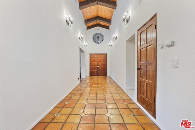 4912 Llano Drive, Los Angeles, CA 91364