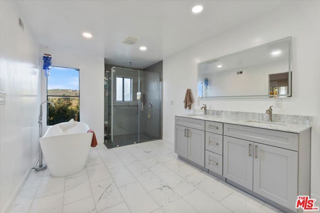 4912 Llano Drive, Los Angeles, CA 91364