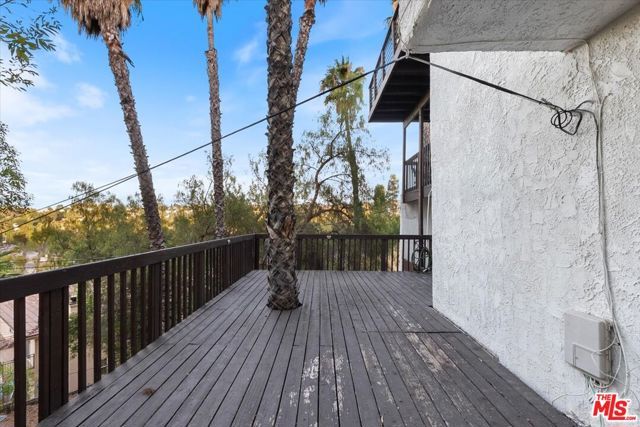 4912 Llano Drive, Los Angeles, CA 91364