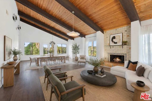 4912 Llano Drive, Los Angeles, CA 91364