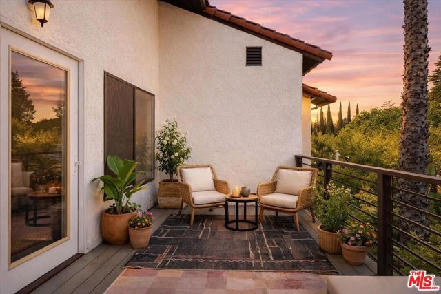 4912 Llano Drive, Los Angeles, CA 91364