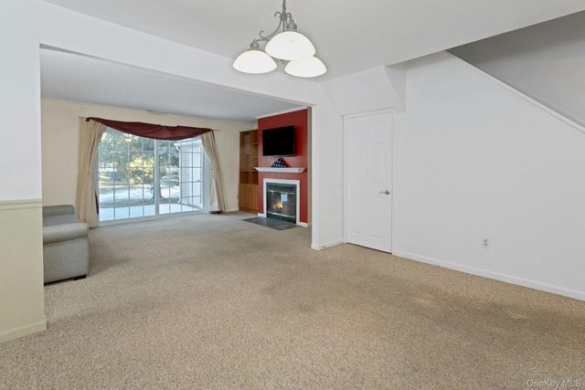 1503 Nutmeg Drive, Carmel, NY 10512