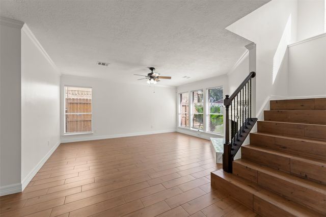 11430 Weathering Oaks Drive, Houston, TX 77066