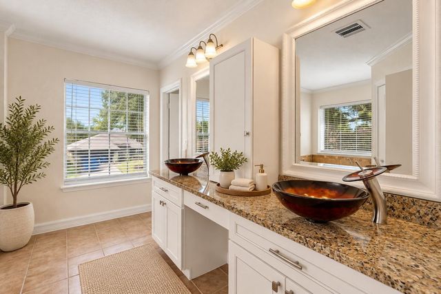 11430 Weathering Oaks Drive, Houston, TX 77066