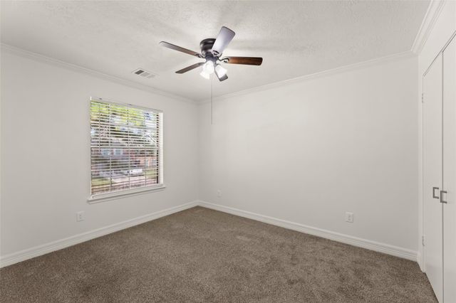 11430 Weathering Oaks Drive, Houston, TX 77066