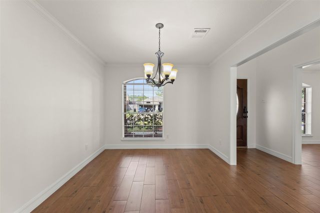 11430 Weathering Oaks Drive, Houston, TX 77066