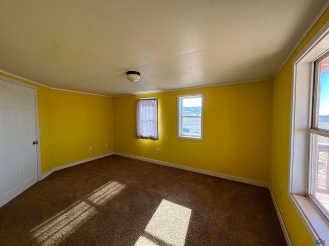 12783 E CASCADE MOUNTAIN RD, Hot Springs, SD 57747