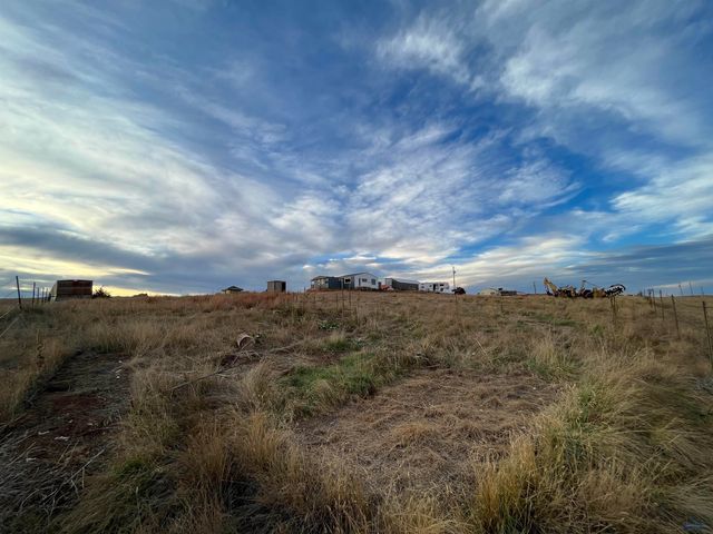 12783 E CASCADE MOUNTAIN RD, Hot Springs, SD 57747