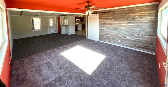12783 E CASCADE MOUNTAIN RD, Hot Springs, SD 57747